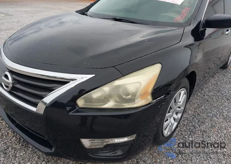 2015 Nissan Altima 2.5 S z USA, uszkodzony, nr VIN 1N4AL3AP0FN407973